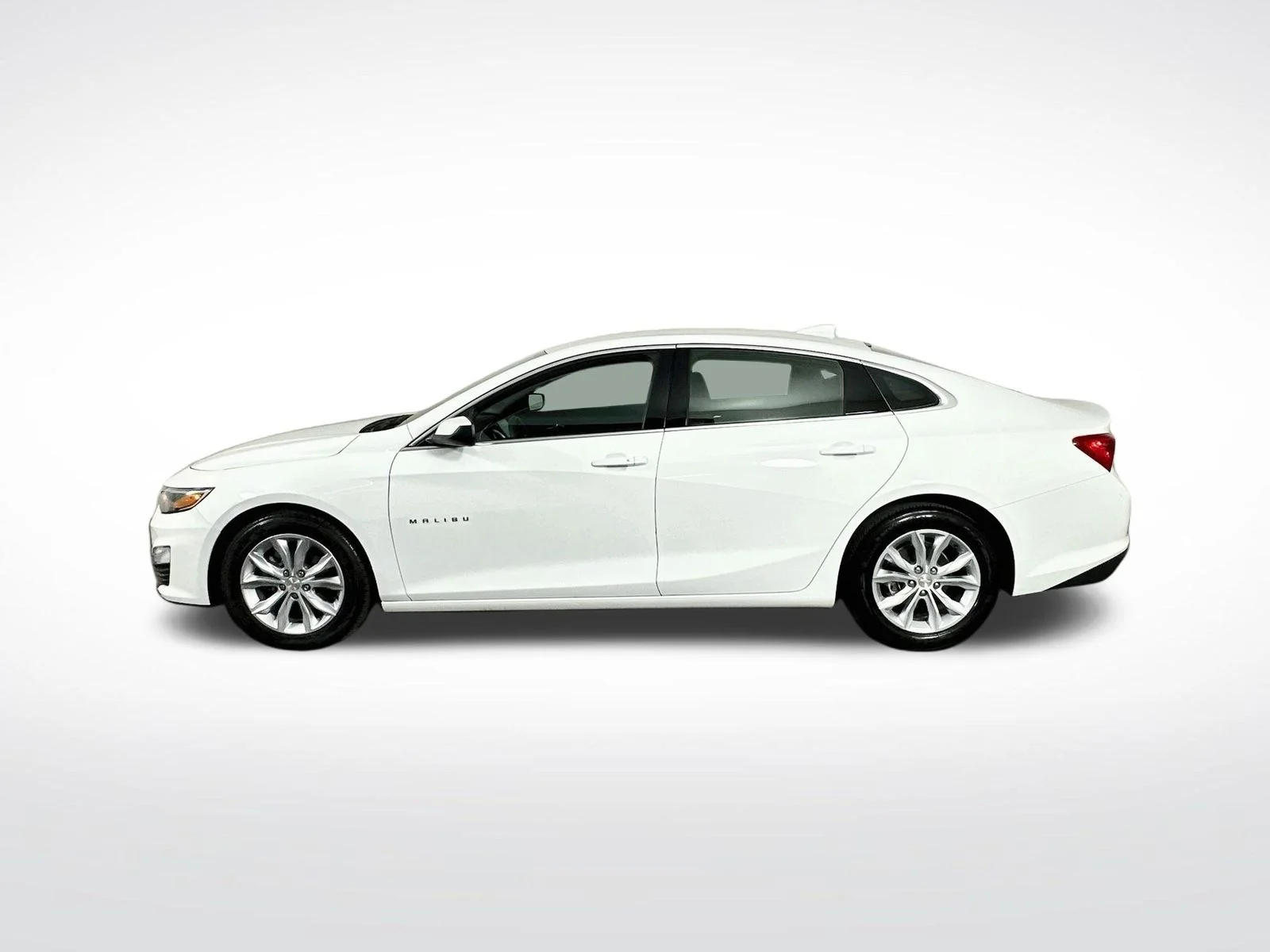 Used 2023 Summit White Chevrolet LT image 5
