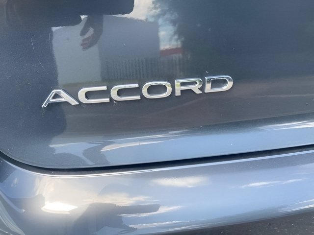 Used 2024 Meteorite Gray Metallic Honda EX image 9