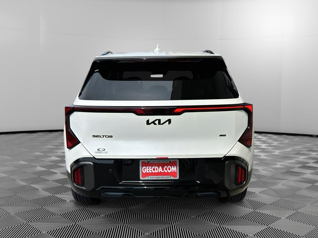 New 2027 Snow White Pearl Kia X-Line S image 5