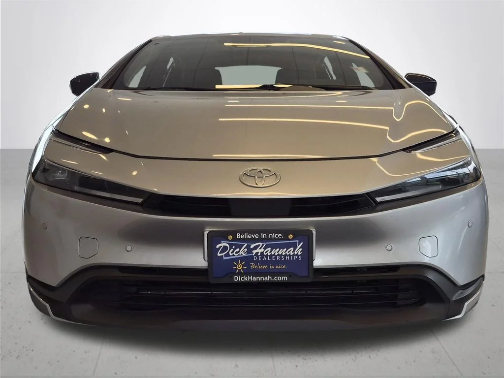 Used 2025 Gray Toyota LE image 3