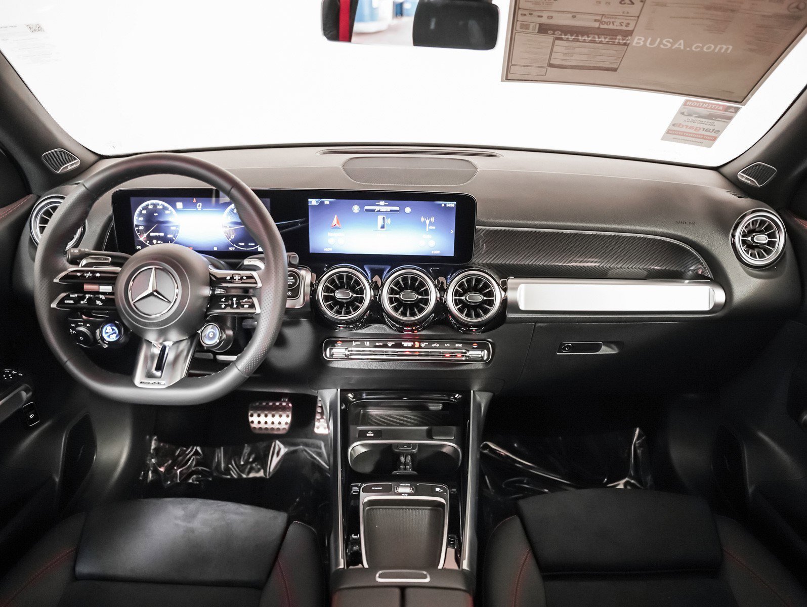New 2026 Polar White Mercedes-Benz AMG® GLB 35 4MATIC® SUV image 9