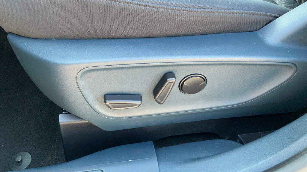 Certified Used 2024 Gray Ford XLT image 19
