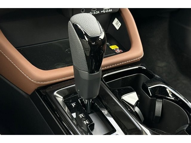 New 2026 ICE SILVER METALLIC Subaru Touring Hybrid image 31