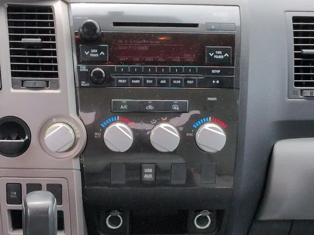 Used 2013 Tundra Toyota Grade image 15