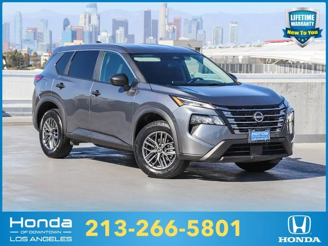Used 2024 Gray Nissan S image 1