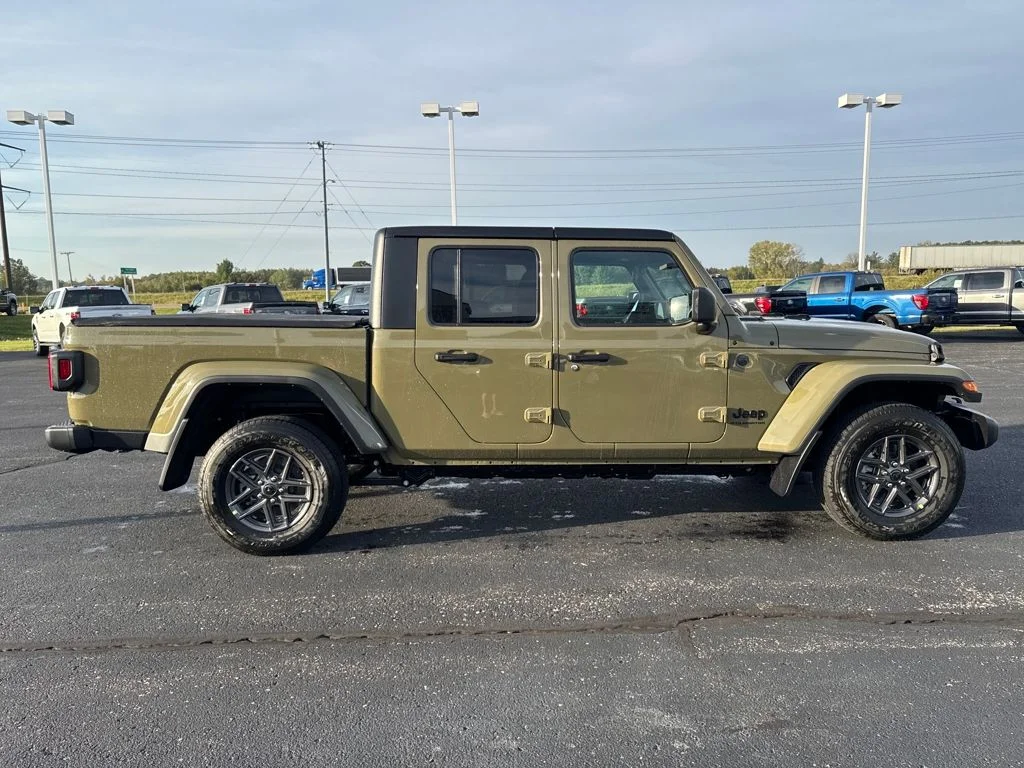 New 2025 Green Jeep Sport S image 6
