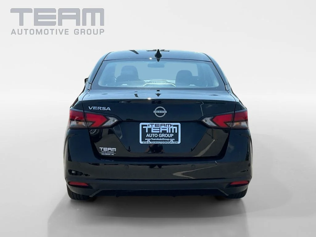 Used 2025 Black Nissan 1.6 SV image 6