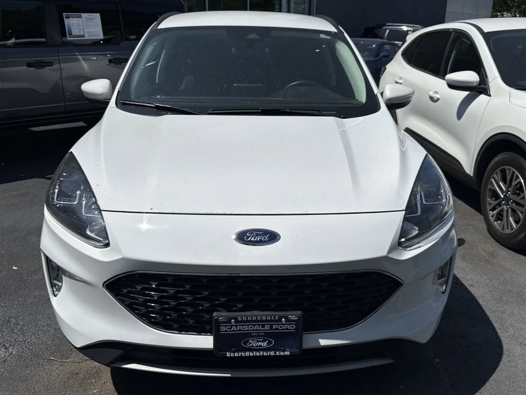 Used 2022 Oxford White Ford SEL image 8