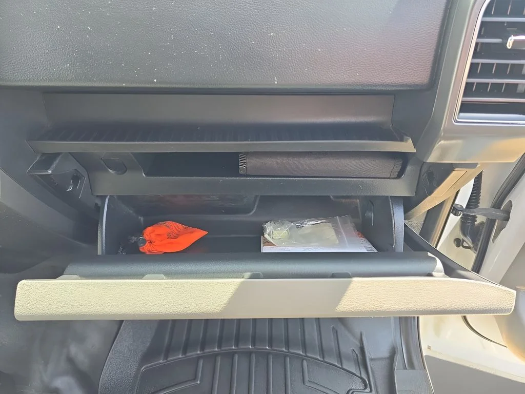 Used 2019 White Ford  image 36