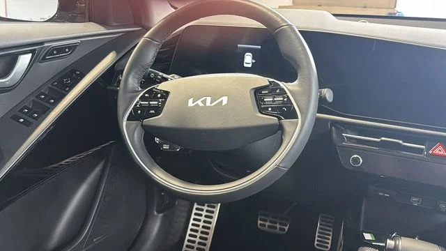 Certified Used 2023 Green Kia SX Touring image 16