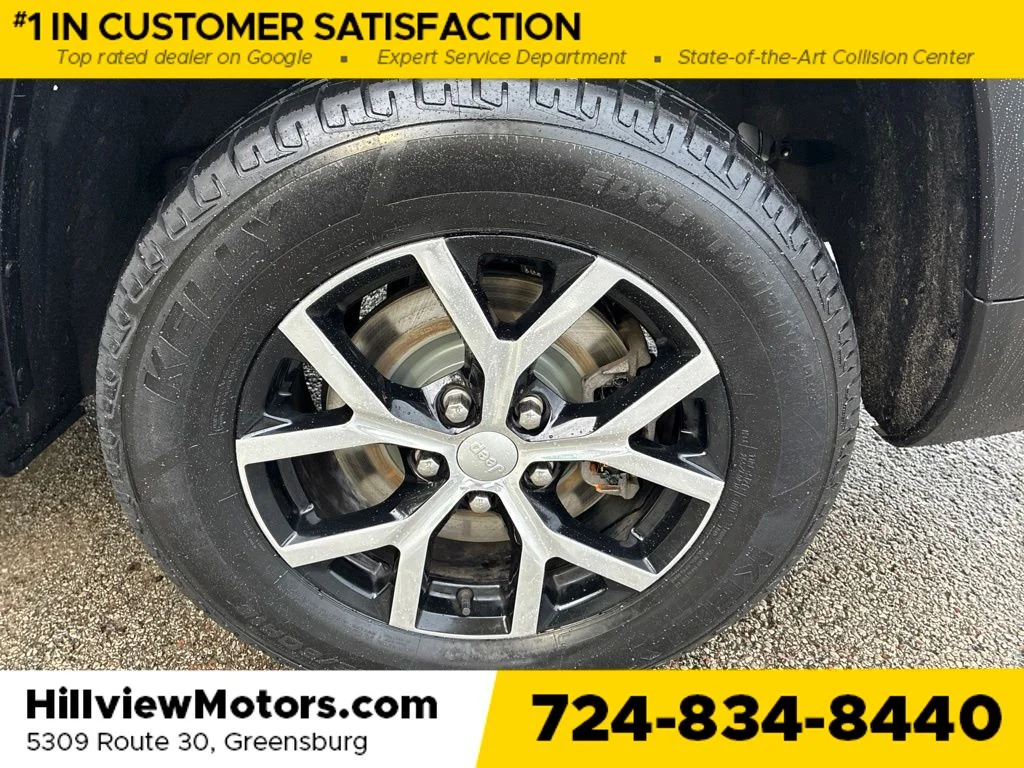 Used 2023 Bright White Clearcoat Jeep Limited image 13