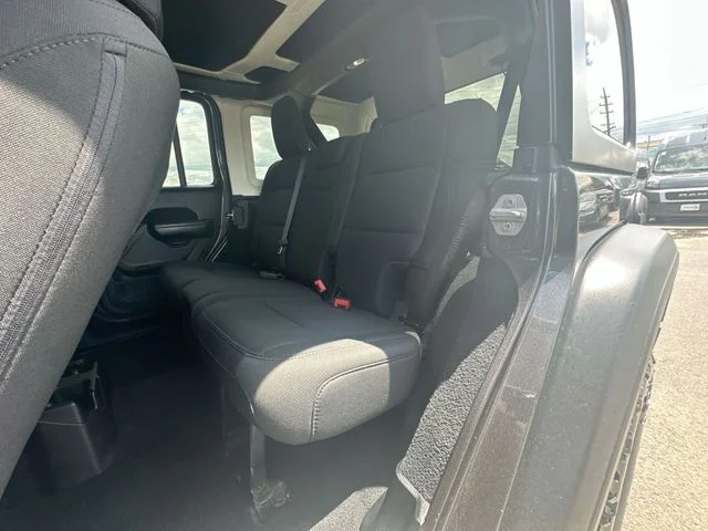 Used 2020 Gray Jeep Unlimited Sport image 23