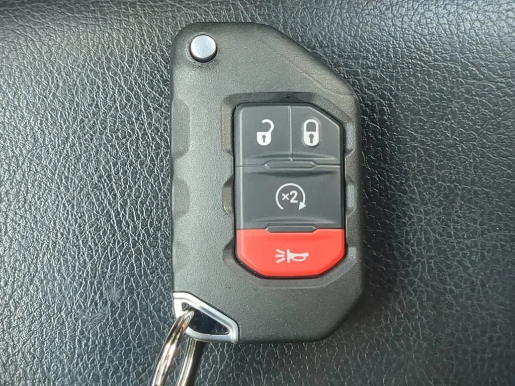 Used 2021 Gray Jeep Rubicon image 36