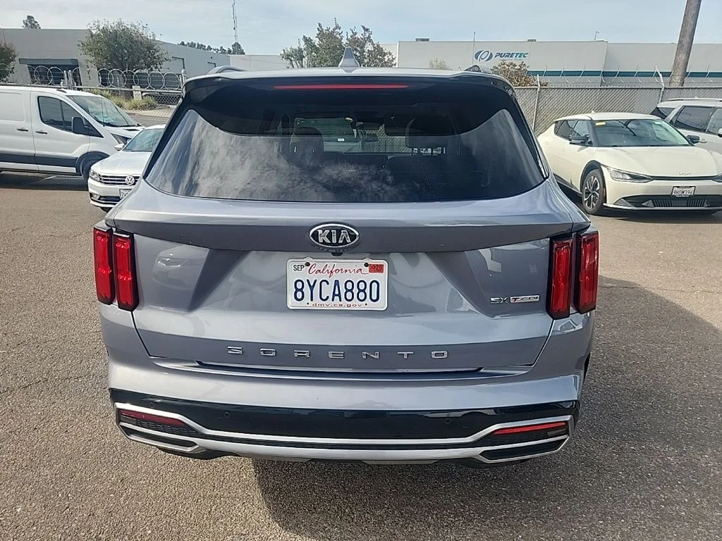 Used 2021 Silver Kia SX image 12
