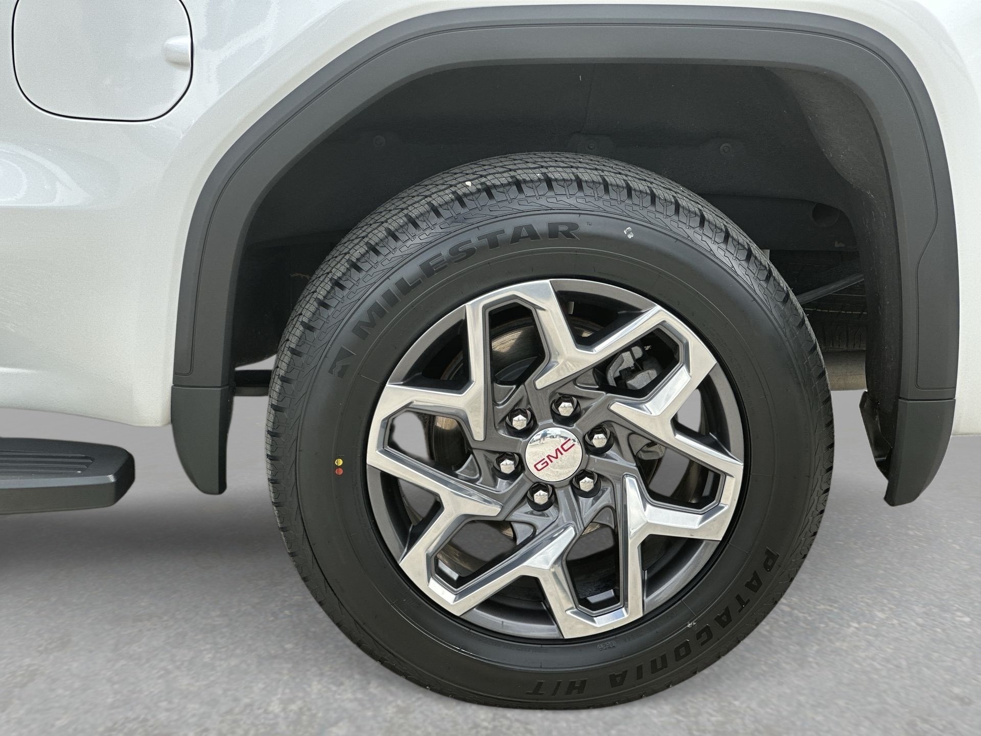 2023 GMC Sierra 1500 SLT - Photo 32