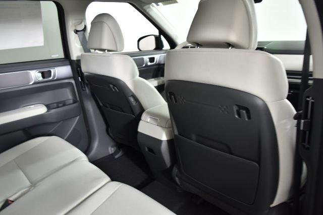New 2026 Black Hyundai SE image 59