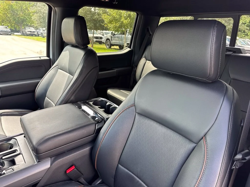 Certified Used 2026 Oxford White Ford Lariat image 10