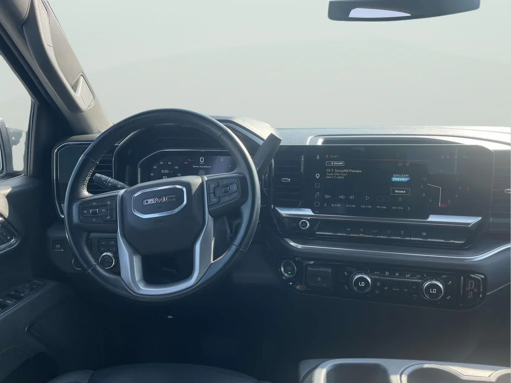 Used 2025 Summit White GMC SLT image 12