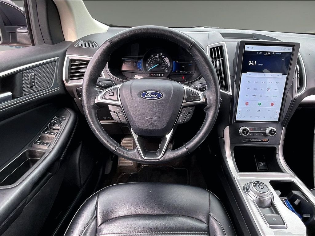 Used 2024 Agate Black Metallic Ford SEL image 16