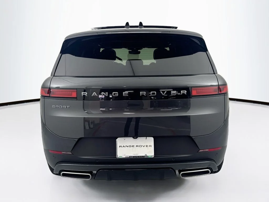 New 2026 Carpathian Grey Land Rover SE image 6