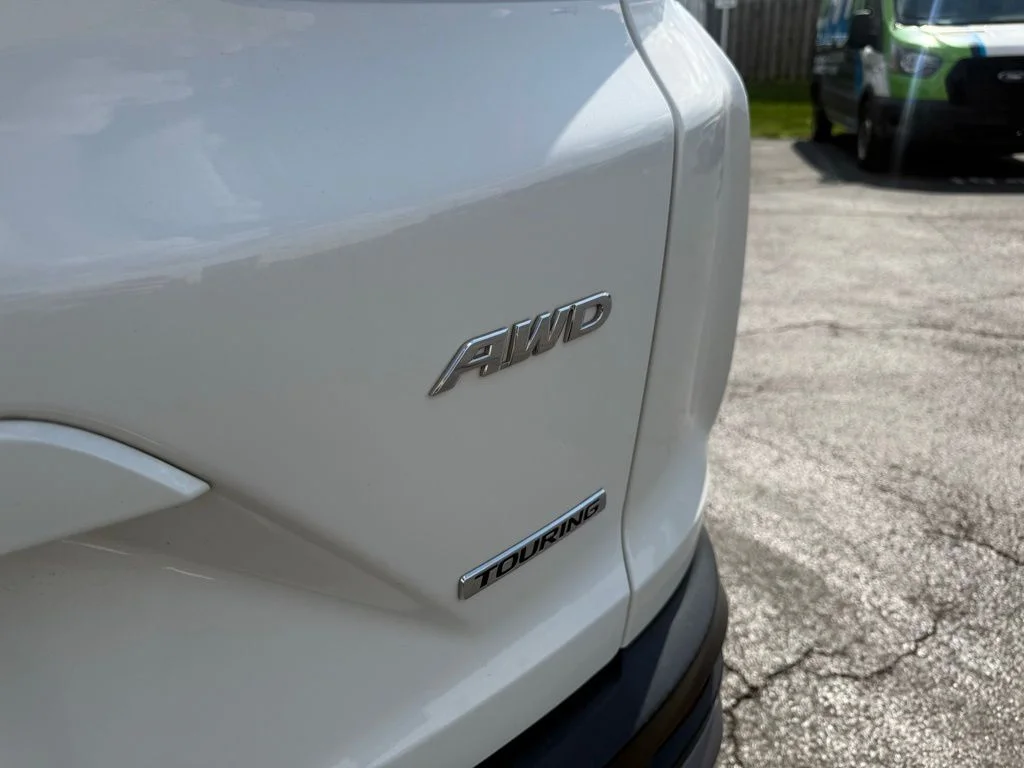 Certified Used 2020 White Honda Touring image 42