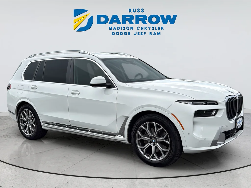 Used 2026 White BMW xDrive40i image 7