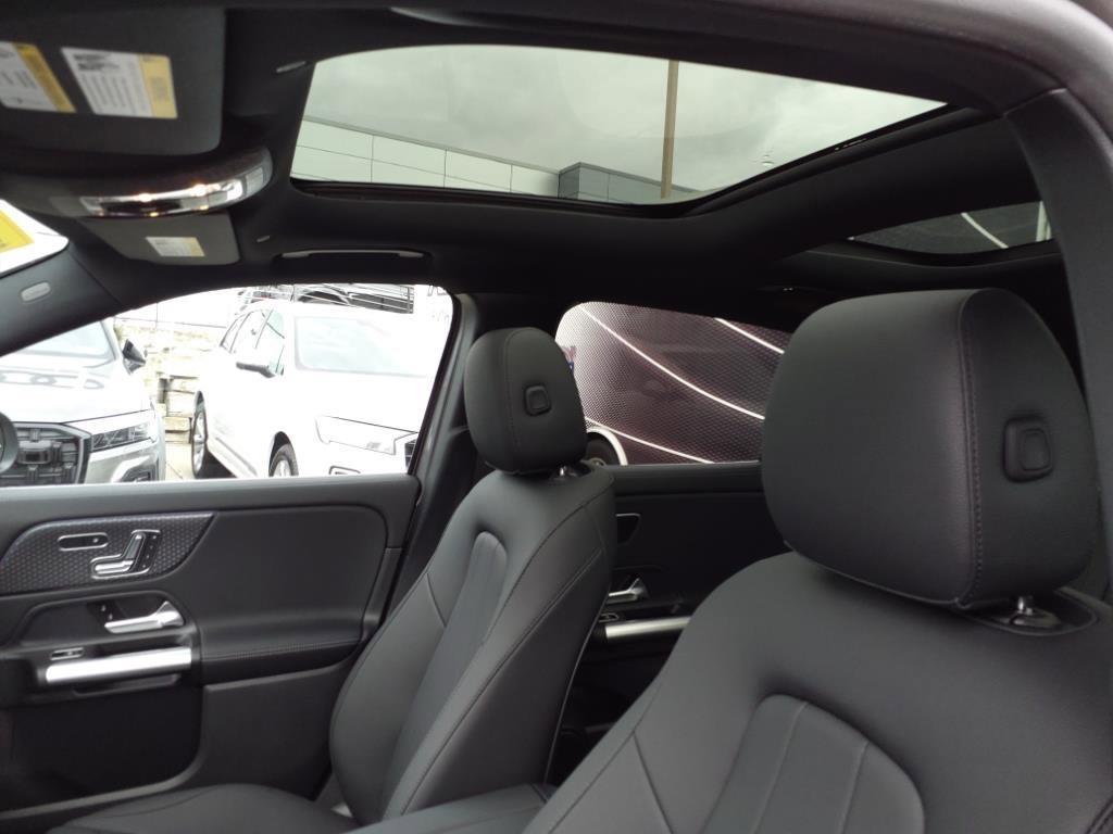 Certified Used 2025 Mountain Grey Met Mercedes-Benz GLA 250 image 11