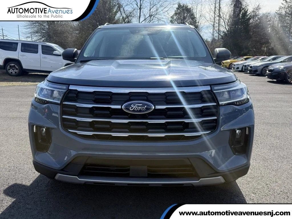 2025 Ford Explorer Active 4WD (PL535)'s photo