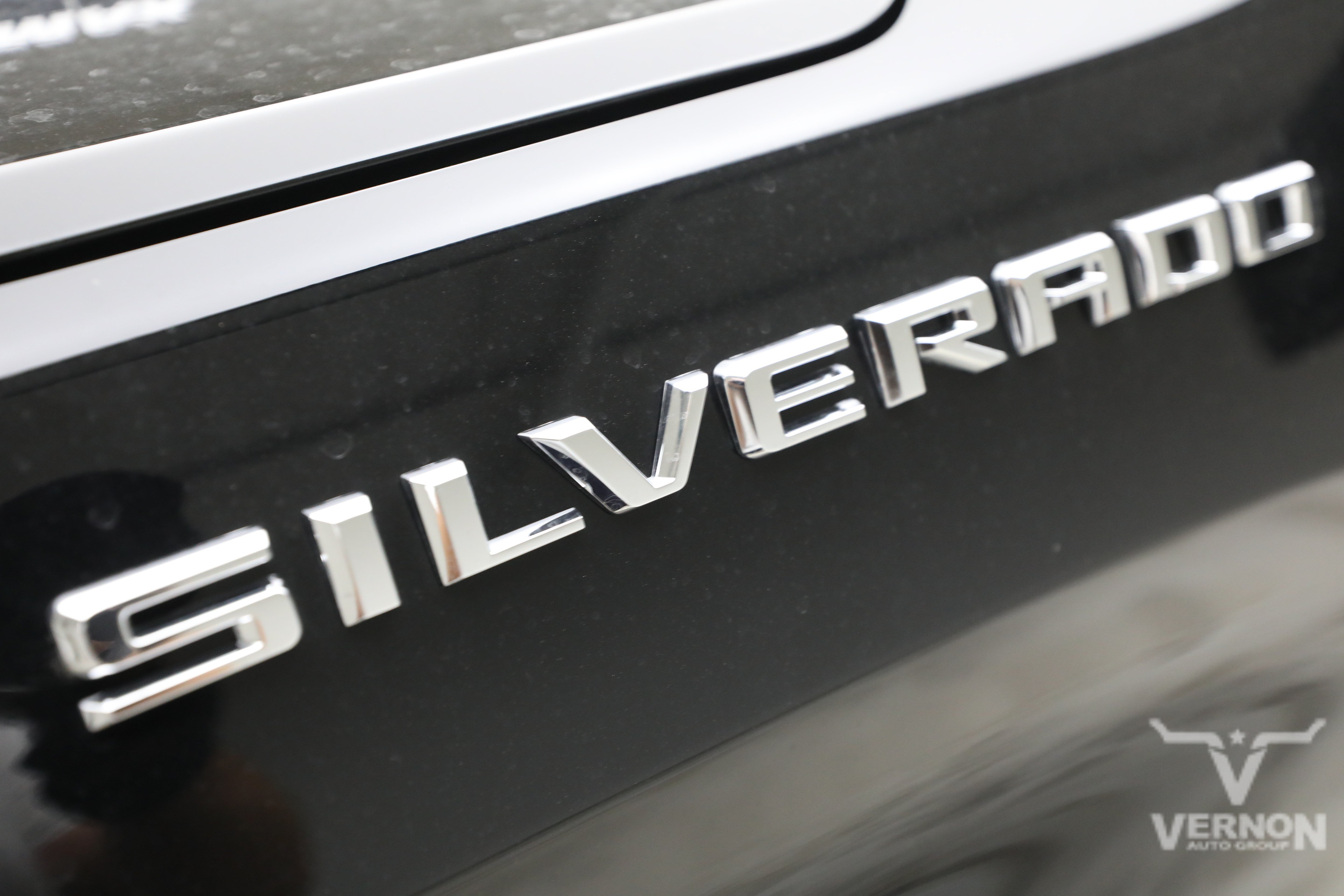 New 2026 Black Chevrolet N image 34