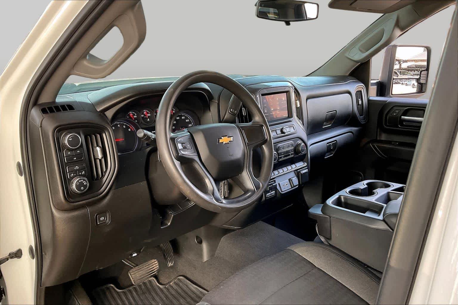 Used 2022 Summit White Chevrolet Custom image 16