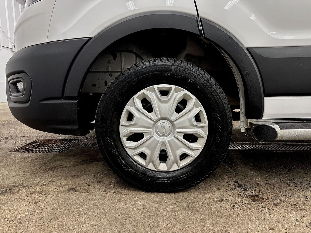 Used 2025 White Ford Base image 16