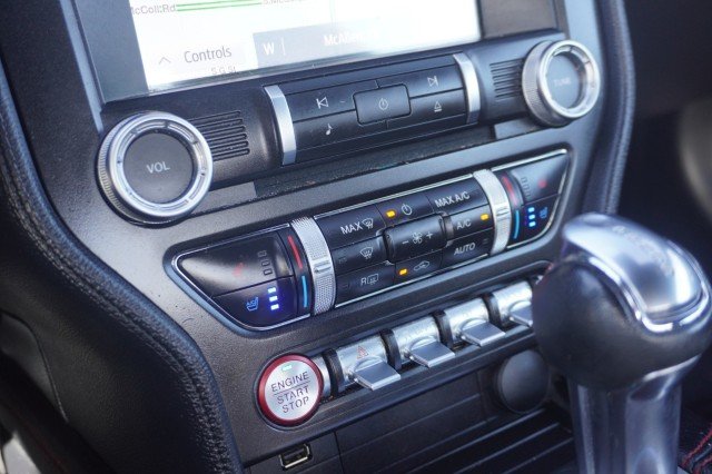 Used 2022  Ford GT Premium image 27