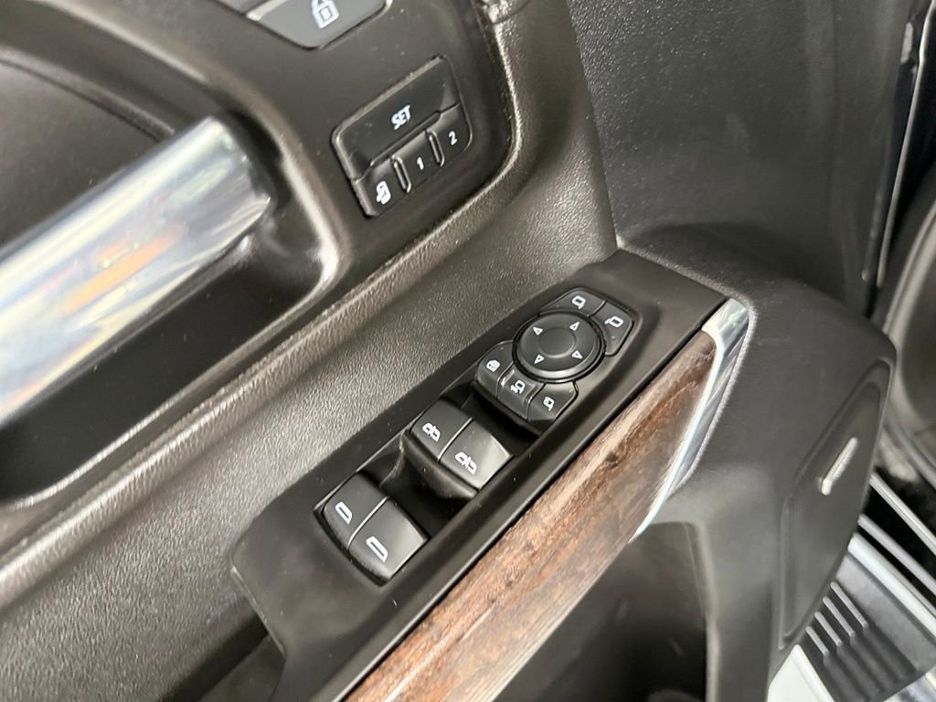 Used 2021 Black GMC Denali image 14
