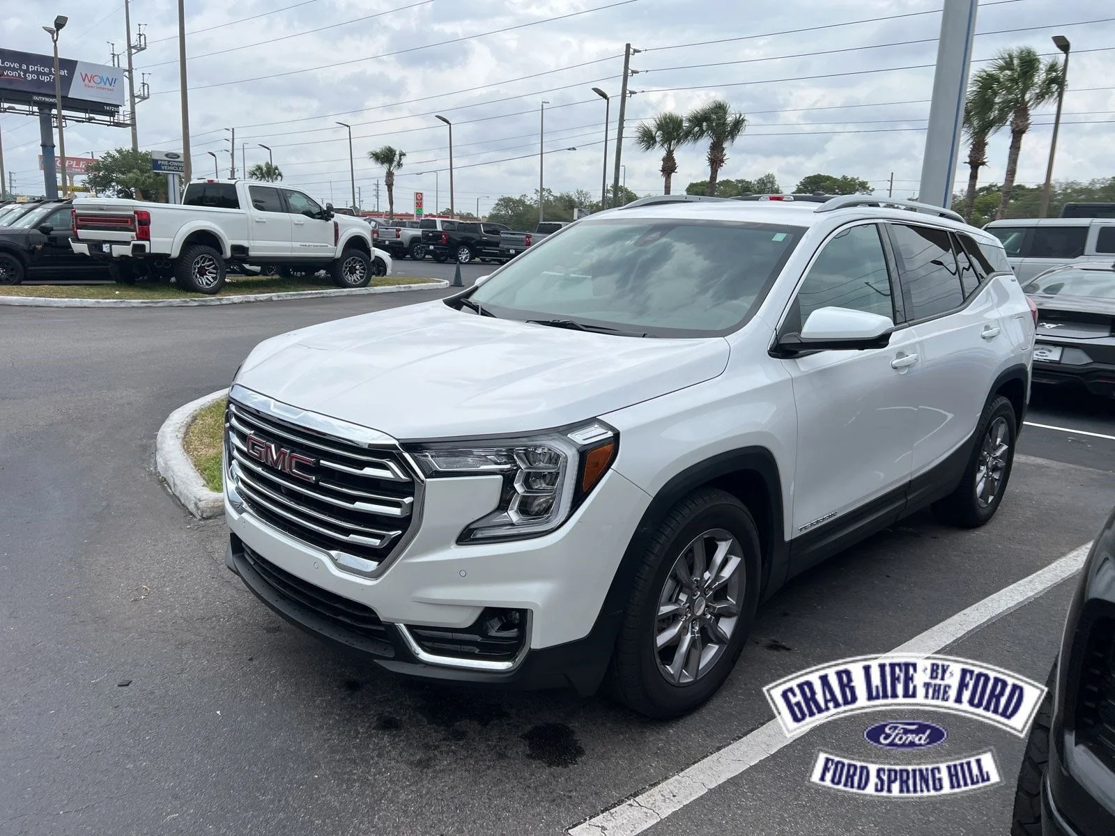 2023 GMC Terrain SLT FWD's photo