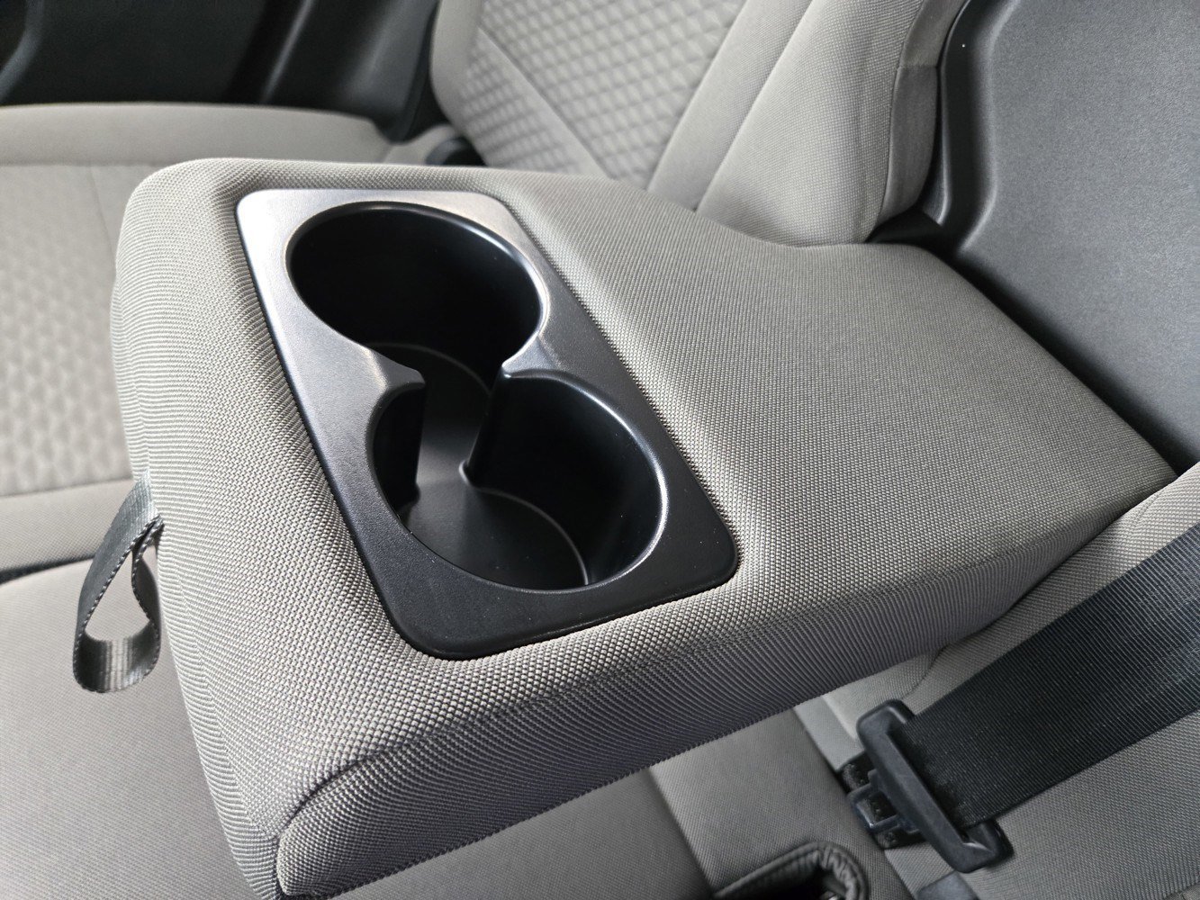 Used 2022  Ford SE image 28