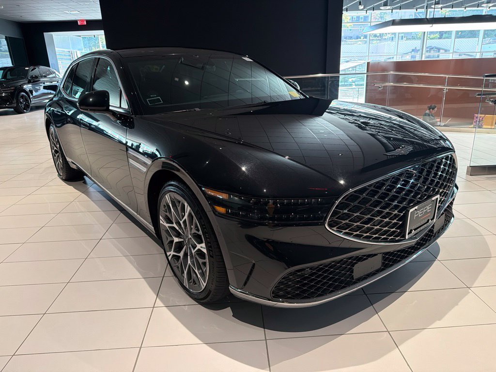 2025 Genesis G90