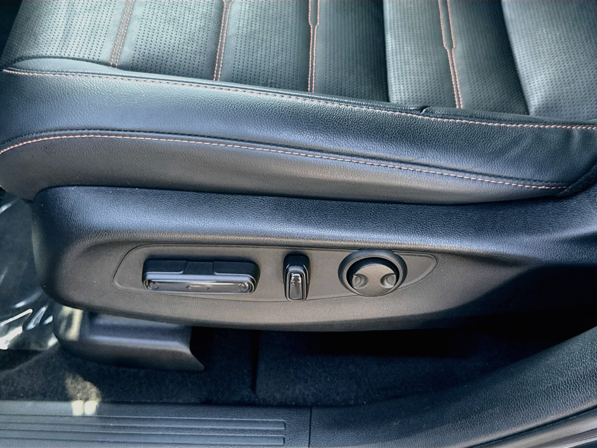 2024 Honda CR-V Sport-L - Photo 17