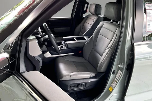 Used 2025  Toyota Limited image 18