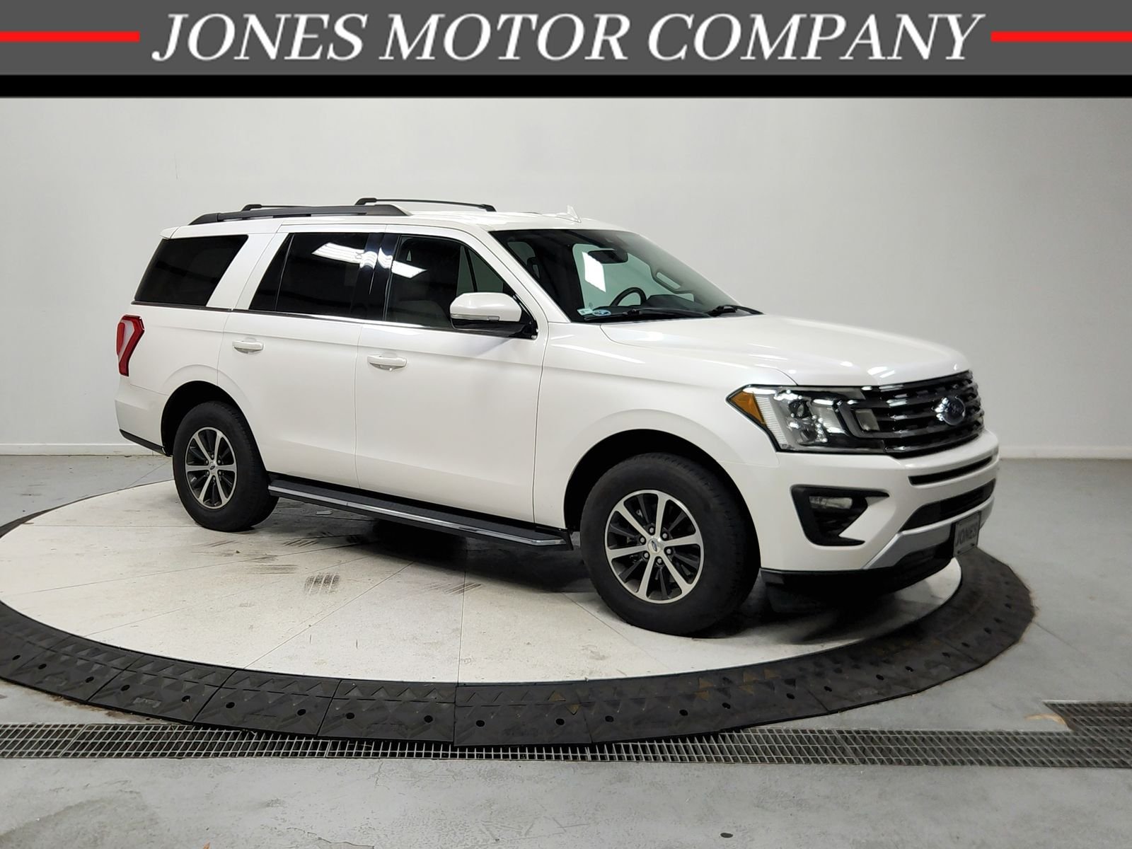 Used 2018 White Ford XLT image 1