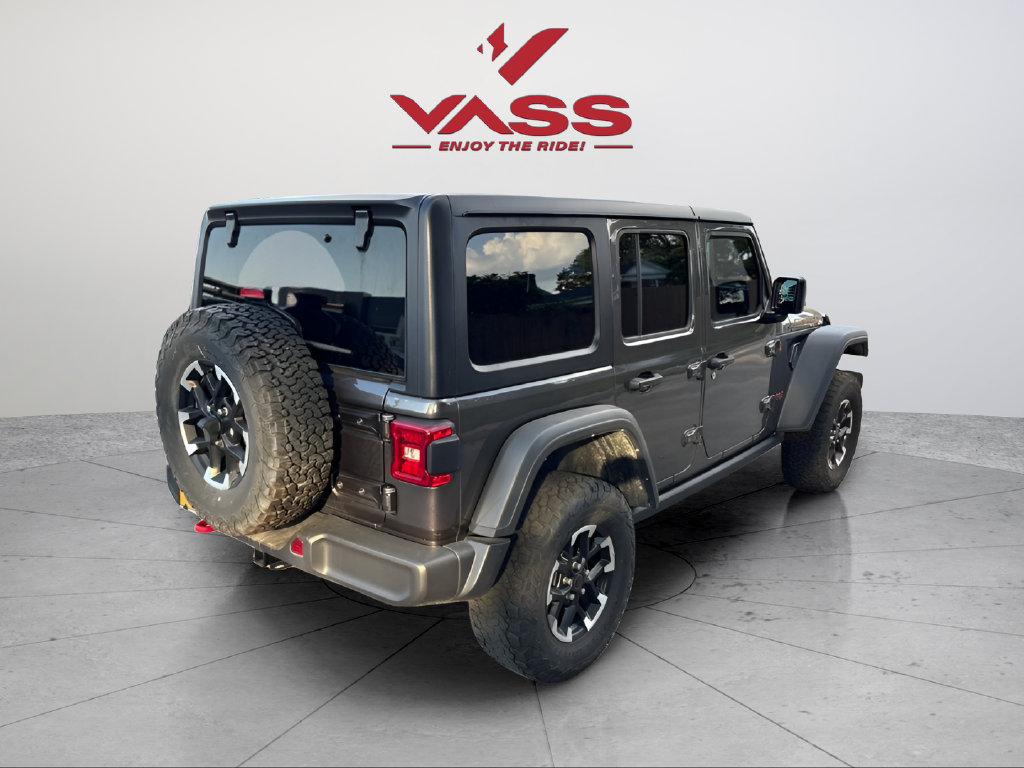 Certified Used 2025 Gray Jeep Rubicon image 5
