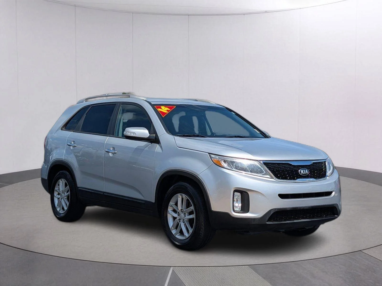 Used 2014 Bright Silver Kia LX image 5