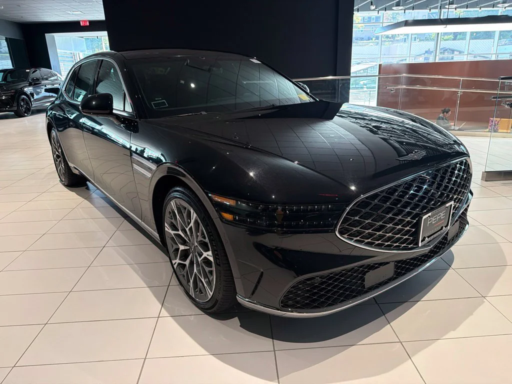 2025 GENESIS G90