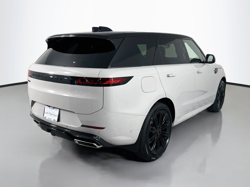 New 2027 Borasco Grey Land Rover Dynamic SE image 9