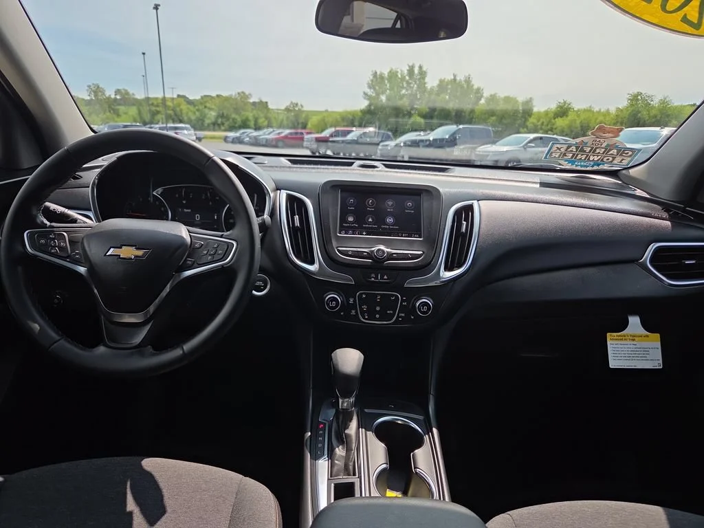 2024 Chevrolet Equinox LT - Photo 11