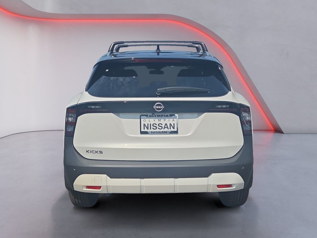 New 2026 Aspen White TriCoat / Super Black Two-tone Nissan SV image 4