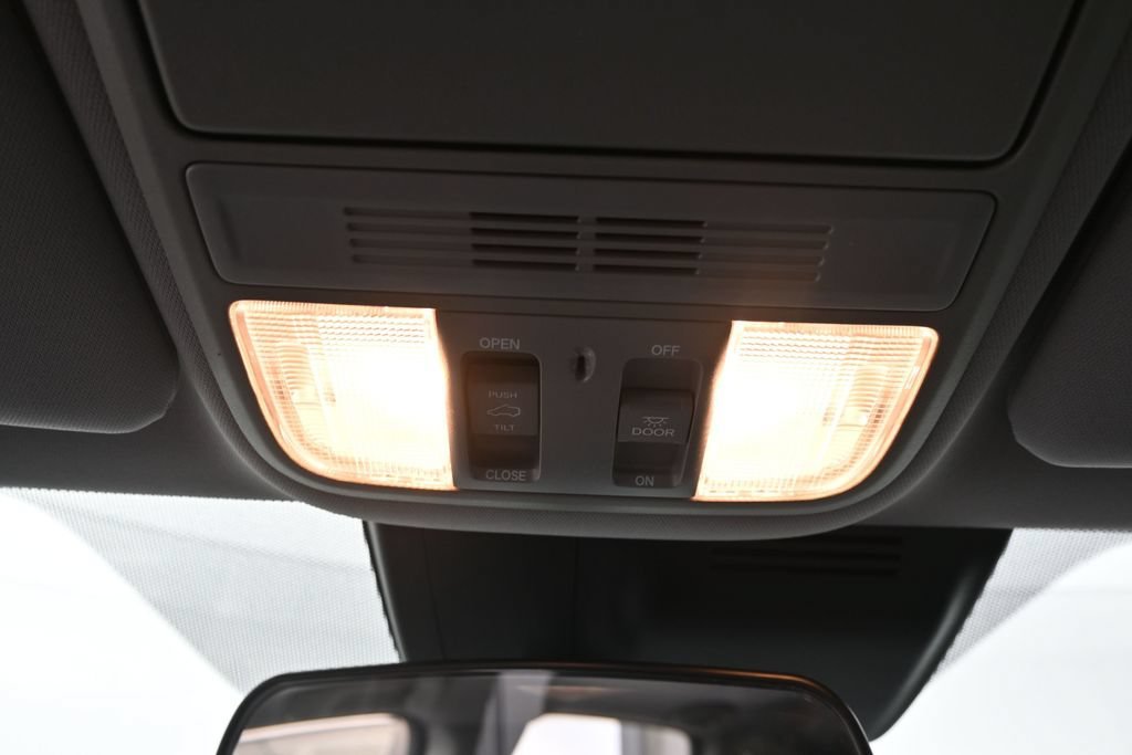 Used 2019 Lunar Silver Metallic Honda EX image 12