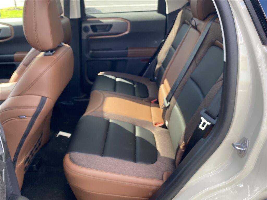 Used 2025 Desert Sand Ford Outer Banks image 15