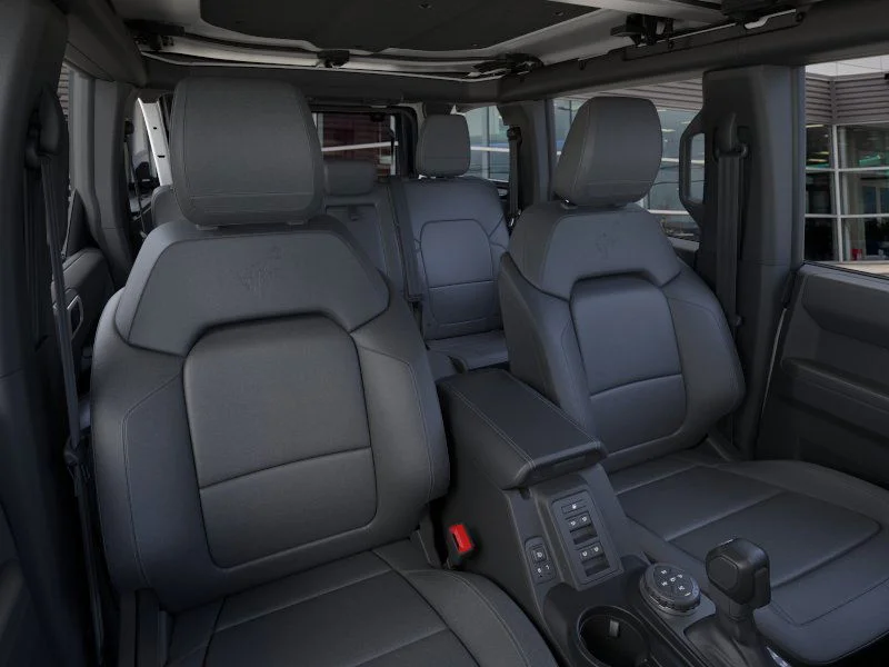 New 2025 Oxford White Ford Badlands® image 38