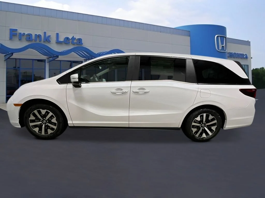 New 2026 Platinum White Pearl Honda EX-L image 2