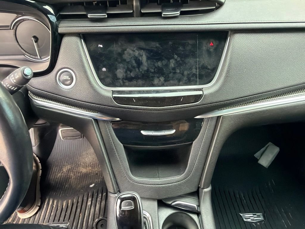 Used 2020 Gray Cadillac Sport image 20